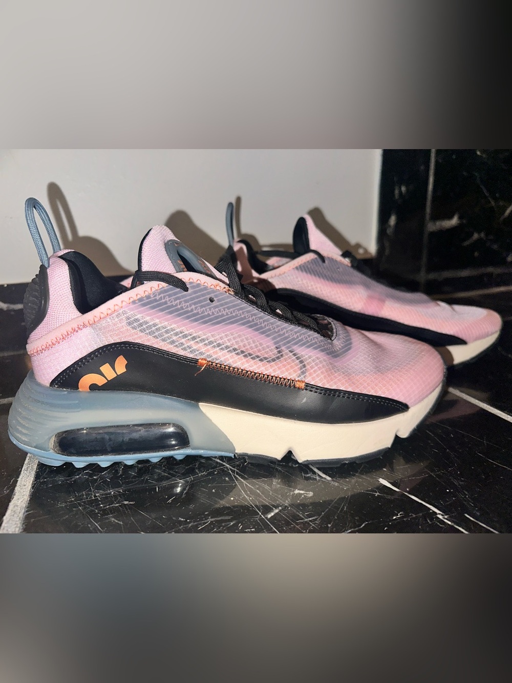 Women’s Nike Air 2000 - Picture 4 of 7